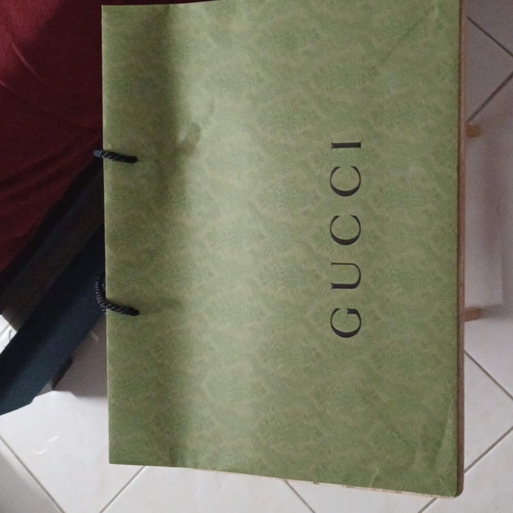 Shopping bag